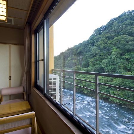 Koduchi No Yado Tsurukamedaikichi Hotel นิกโก ภายนอก รูปภาพ